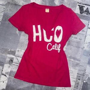 Vintage y2k hot pink heart Hollister v-neck graphic tee sz large